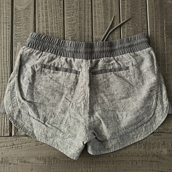 Athleta linen shorts, gray, 3” inseam; size 2 - Picture 2 of 3